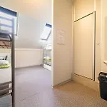 Hostel De - Youth Tournai