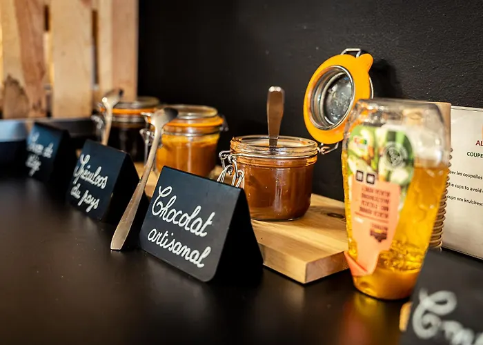 De - Youth * Tournai