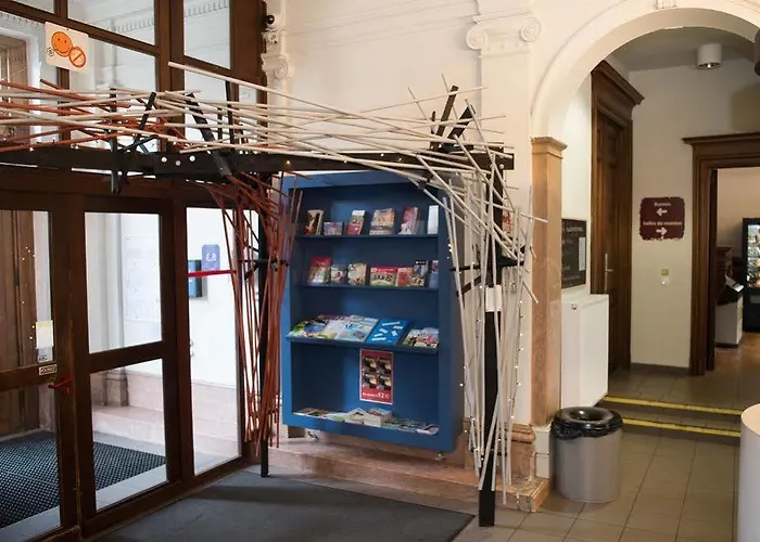 De - Youth * Tournai